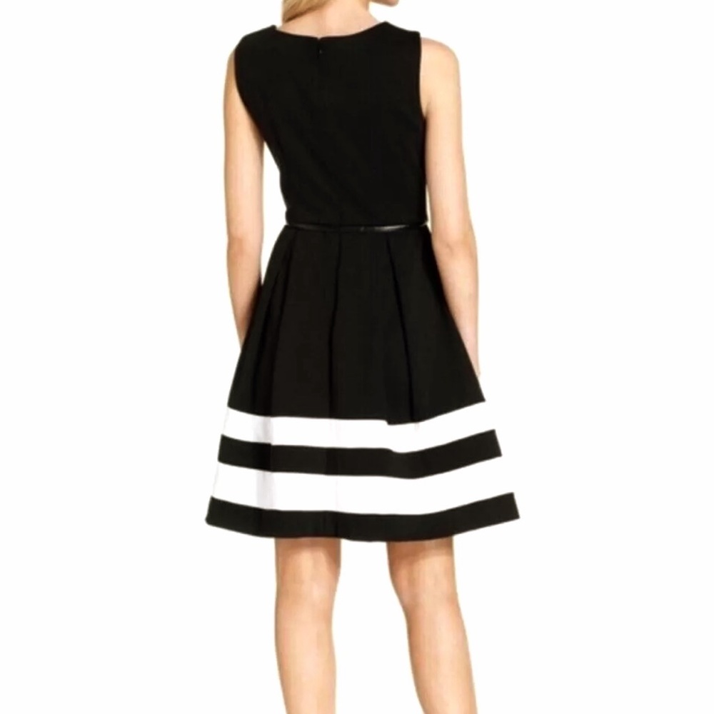 🌷SOLD🌷 Calvin Klein Black and White Fit and Flair Belted Sleeveless Dress Sz 2 - Picture 3 of 13